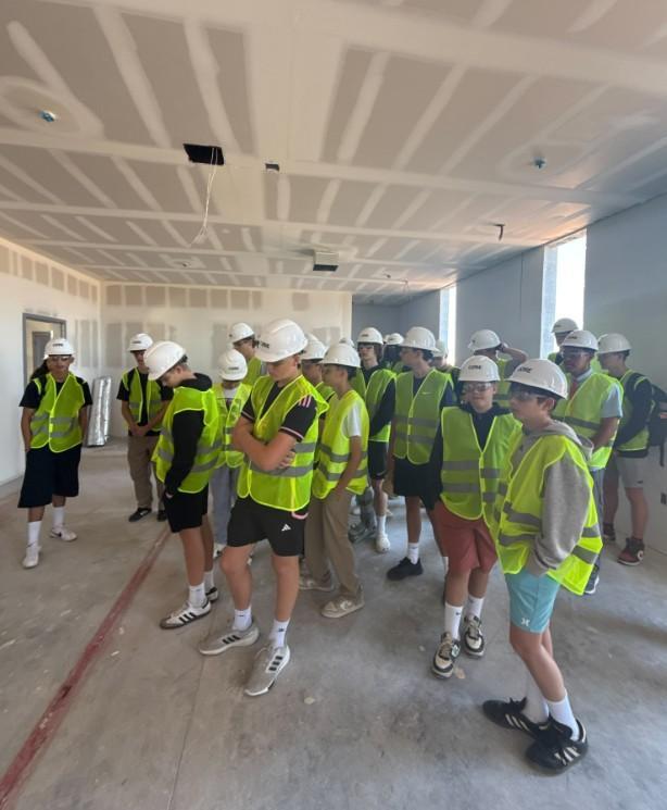 EHS student tour of construction